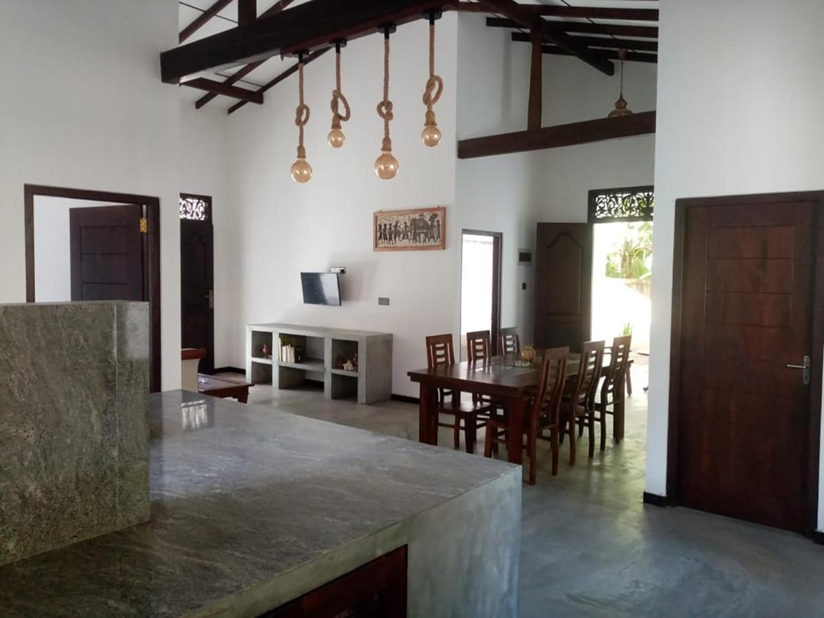 Villa Conch By Om Hikkaduwa Exterior foto